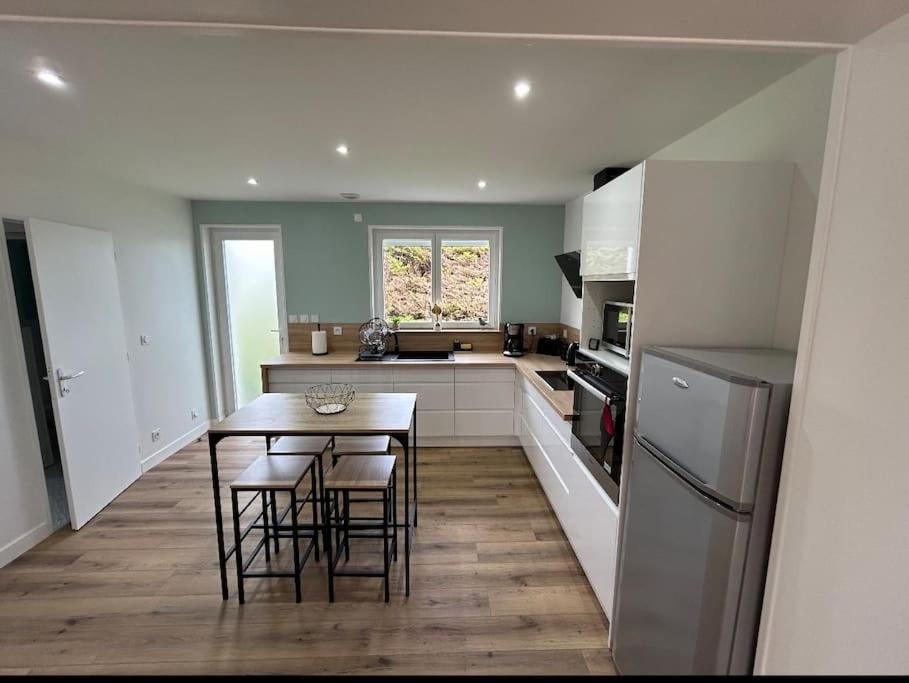 Maison, Pour Passer Un Merveilleux Sejour Meursac Luaran gambar